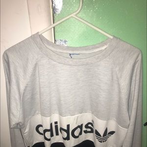 Adidas Sweatshirt